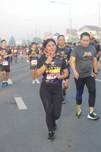 BIB: 
                            <button type="button" onclick="openModal(3691734)" class="btn btn-primary btn-sm float-right btn-popup" data-toggle="modal" data-target=".modal-high-quality">
                        <i class="fas fa-shopping-cart"></i> Add to Cart
                    </button>
                                            <button type="button" onclick="isThisMe(3691734, true)" class="btn btn-success btn-sm float-right btn-popup btn-isme hidden" data-toggle="tooltip" data-placement="bottom" title="นี่คือรูปของคุณใช่ไหม คลิกที่นี่เพื่อเอาเข้าอัลบั้ม">
                        <i class="fas fa-plus"></i> Add to album
                    </button>
                    <button type="button" onclick="isThisMe(3691734, false)" class="btn btn-warning btn-sm float-right btn-popup btn-isnotme hidden">
                        <i class="fas fa-ban"></i> Remove from album
                    </button>