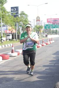 BIB: 20099
                            <button type="button" onclick="openModal(3673865)" class="btn btn-primary btn-sm float-right btn-popup" data-toggle="modal" data-target=".modal-high-quality">
                        <i class="fas fa-shopping-cart"></i> Add to Cart
                    </button>
                                            <button type="button" onclick="isThisMe(3673865, true)" class="btn btn-success btn-sm float-right btn-popup btn-isme hidden" data-toggle="tooltip" data-placement="bottom" title="นี่คือรูปของคุณใช่ไหม คลิกที่นี่เพื่อเอาเข้าอัลบั้ม">
                        <i class="fas fa-plus"></i> Add to album
                    </button>
                    <button type="button" onclick="isThisMe(3673865, false)" class="btn btn-warning btn-sm float-right btn-popup btn-isnotme hidden">
                        <i class="fas fa-ban"></i> Remove from album
                    </button>