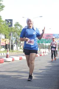 BIB: 22053
                            <button type="button" onclick="openModal(3673842)" class="btn btn-primary btn-sm float-right btn-popup" data-toggle="modal" data-target=".modal-high-quality">
                        <i class="fas fa-shopping-cart"></i> Add to Cart
                    </button>
                                            <button type="button" onclick="isThisMe(3673842, true)" class="btn btn-success btn-sm float-right btn-popup btn-isme hidden" data-toggle="tooltip" data-placement="bottom" title="นี่คือรูปของคุณใช่ไหม คลิกที่นี่เพื่อเอาเข้าอัลบั้ม">
                        <i class="fas fa-plus"></i> Add to album
                    </button>
                    <button type="button" onclick="isThisMe(3673842, false)" class="btn btn-warning btn-sm float-right btn-popup btn-isnotme hidden">
                        <i class="fas fa-ban"></i> Remove from album
                    </button>