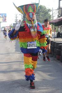 BIB: 400, 21620
                            <button type="button" onclick="openModal(3672232)" class="btn btn-primary btn-sm float-right btn-popup" data-toggle="modal" data-target=".modal-high-quality">
                        <i class="fas fa-shopping-cart"></i> Add to Cart
                    </button>
                                            <button type="button" onclick="isThisMe(3672232, true)" class="btn btn-success btn-sm float-right btn-popup btn-isme hidden" data-toggle="tooltip" data-placement="bottom" title="นี่คือรูปของคุณใช่ไหม คลิกที่นี่เพื่อเอาเข้าอัลบั้ม">
                        <i class="fas fa-plus"></i> Add to album
                    </button>
                    <button type="button" onclick="isThisMe(3672232, false)" class="btn btn-warning btn-sm float-right btn-popup btn-isnotme hidden">
                        <i class="fas fa-ban"></i> Remove from album
                    </button>