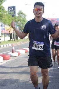 BIB: 2212, 20173
                            <button type="button" onclick="openModal(3673902)" class="btn btn-primary btn-sm float-right btn-popup" data-toggle="modal" data-target=".modal-high-quality">
                        <i class="fas fa-shopping-cart"></i> Add to Cart
                    </button>
                                            <button type="button" onclick="isThisMe(3673902, true)" class="btn btn-success btn-sm float-right btn-popup btn-isme hidden" data-toggle="tooltip" data-placement="bottom" title="นี่คือรูปของคุณใช่ไหม คลิกที่นี่เพื่อเอาเข้าอัลบั้ม">
                        <i class="fas fa-plus"></i> Add to album
                    </button>
                    <button type="button" onclick="isThisMe(3673902, false)" class="btn btn-warning btn-sm float-right btn-popup btn-isnotme hidden">
                        <i class="fas fa-ban"></i> Remove from album
                    </button>