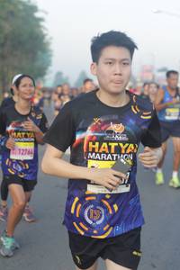 BIB: 1276
                            <button type="button" onclick="openModal(3691440)" class="btn btn-primary btn-sm float-right btn-popup" data-toggle="modal" data-target=".modal-high-quality">
                        <i class="fas fa-shopping-cart"></i> Add to Cart
                    </button>
                                            <button type="button" onclick="isThisMe(3691440, true)" class="btn btn-success btn-sm float-right btn-popup btn-isme hidden" data-toggle="tooltip" data-placement="bottom" title="นี่คือรูปของคุณใช่ไหม คลิกที่นี่เพื่อเอาเข้าอัลบั้ม">
                        <i class="fas fa-plus"></i> Add to album
                    </button>
                    <button type="button" onclick="isThisMe(3691440, false)" class="btn btn-warning btn-sm float-right btn-popup btn-isnotme hidden">
                        <i class="fas fa-ban"></i> Remove from album
                    </button>