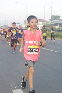 BIB: 10370
                            <button type="button" onclick="openModal(3691625)" class="btn btn-primary btn-sm float-right btn-popup" data-toggle="modal" data-target=".modal-high-quality">
                        <i class="fas fa-shopping-cart"></i> Add to Cart
                    </button>
                                            <button type="button" onclick="isThisMe(3691625, true)" class="btn btn-success btn-sm float-right btn-popup btn-isme hidden" data-toggle="tooltip" data-placement="bottom" title="นี่คือรูปของคุณใช่ไหม คลิกที่นี่เพื่อเอาเข้าอัลบั้ม">
                        <i class="fas fa-plus"></i> Add to album
                    </button>
                    <button type="button" onclick="isThisMe(3691625, false)" class="btn btn-warning btn-sm float-right btn-popup btn-isnotme hidden">
                        <i class="fas fa-ban"></i> Remove from album
                    </button>