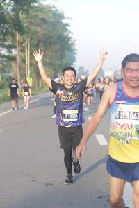 BIB: 062, 10004
                            <button type="button" onclick="openModal(3693494)" class="btn btn-primary btn-sm float-right btn-popup" data-toggle="modal" data-target=".modal-high-quality">
                        <i class="fas fa-shopping-cart"></i> Add to Cart
                    </button>
                                            <button type="button" onclick="isThisMe(3693494, true)" class="btn btn-success btn-sm float-right btn-popup btn-isme hidden" data-toggle="tooltip" data-placement="bottom" title="นี่คือรูปของคุณใช่ไหม คลิกที่นี่เพื่อเอาเข้าอัลบั้ม">
                        <i class="fas fa-plus"></i> Add to album
                    </button>
                    <button type="button" onclick="isThisMe(3693494, false)" class="btn btn-warning btn-sm float-right btn-popup btn-isnotme hidden">
                        <i class="fas fa-ban"></i> Remove from album
                    </button>