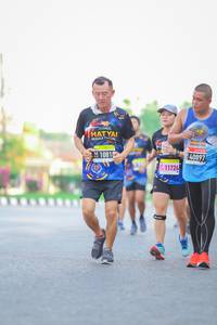 BIB: 1081, 40897, 11724
                            <button type="button" onclick="openModal(3621541)" class="btn btn-primary btn-sm float-right btn-popup" data-toggle="modal" data-target=".modal-high-quality">
                        <i class="fas fa-shopping-cart"></i> Add to Cart
                    </button>
                                            <button type="button" onclick="isThisMe(3621541, true)" class="btn btn-success btn-sm float-right btn-popup btn-isme hidden" data-toggle="tooltip" data-placement="bottom" title="นี่คือรูปของคุณใช่ไหม คลิกที่นี่เพื่อเอาเข้าอัลบั้ม">
                        <i class="fas fa-plus"></i> Add to album
                    </button>
                    <button type="button" onclick="isThisMe(3621541, false)" class="btn btn-warning btn-sm float-right btn-popup btn-isnotme hidden">
                        <i class="fas fa-ban"></i> Remove from album
                    </button>