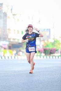 BIB: 2223, 
                            <button type="button" onclick="openModal(3650237)" class="btn btn-primary btn-sm float-right btn-popup" data-toggle="modal" data-target=".modal-high-quality">
                        <i class="fas fa-shopping-cart"></i> Add to Cart
                    </button>
                                            <button type="button" onclick="isThisMe(3650237, true)" class="btn btn-success btn-sm float-right btn-popup btn-isme hidden" data-toggle="tooltip" data-placement="bottom" title="นี่คือรูปของคุณใช่ไหม คลิกที่นี่เพื่อเอาเข้าอัลบั้ม">
                        <i class="fas fa-plus"></i> Add to album
                    </button>
                    <button type="button" onclick="isThisMe(3650237, false)" class="btn btn-warning btn-sm float-right btn-popup btn-isnotme hidden">
                        <i class="fas fa-ban"></i> Remove from album
                    </button>