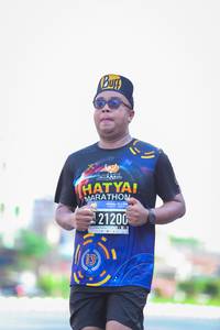 BIB: 21200
                            <button type="button" onclick="openModal(3703905)" class="btn btn-primary btn-sm float-right btn-popup" data-toggle="modal" data-target=".modal-high-quality">
                        <i class="fas fa-shopping-cart"></i> Add to Cart
                    </button>
                                            <button type="button" onclick="isThisMe(3703905, true)" class="btn btn-success btn-sm float-right btn-popup btn-isme hidden" data-toggle="tooltip" data-placement="bottom" title="นี่คือรูปของคุณใช่ไหม คลิกที่นี่เพื่อเอาเข้าอัลบั้ม">
                        <i class="fas fa-plus"></i> Add to album
                    </button>
                    <button type="button" onclick="isThisMe(3703905, false)" class="btn btn-warning btn-sm float-right btn-popup btn-isnotme hidden">
                        <i class="fas fa-ban"></i> Remove from album
                    </button>