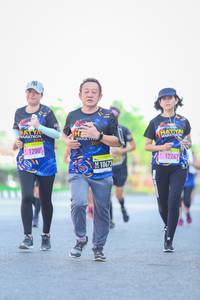 BIB: 201, 12005, 12267, 1067
                            <button type="button" onclick="openModal(3648572)" class="btn btn-primary btn-sm float-right btn-popup" data-toggle="modal" data-target=".modal-high-quality">
                        <i class="fas fa-shopping-cart"></i> Add to Cart
                    </button>
                                            <button type="button" onclick="isThisMe(3648572, true)" class="btn btn-success btn-sm float-right btn-popup btn-isme hidden" data-toggle="tooltip" data-placement="bottom" title="นี่คือรูปของคุณใช่ไหม คลิกที่นี่เพื่อเอาเข้าอัลบั้ม">
                        <i class="fas fa-plus"></i> Add to album
                    </button>
                    <button type="button" onclick="isThisMe(3648572, false)" class="btn btn-warning btn-sm float-right btn-popup btn-isnotme hidden">
                        <i class="fas fa-ban"></i> Remove from album
                    </button>