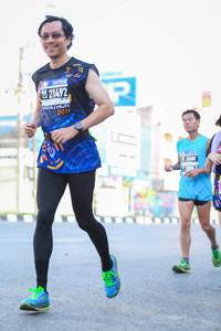 BIB: 201
                            <button type="button" onclick="openModal(3650729)" class="btn btn-primary btn-sm float-right btn-popup" data-toggle="modal" data-target=".modal-high-quality">
                        <i class="fas fa-shopping-cart"></i> Add to Cart
                    </button>
                                            <button type="button" onclick="isThisMe(3650729, true)" class="btn btn-success btn-sm float-right btn-popup btn-isme hidden" data-toggle="tooltip" data-placement="bottom" title="นี่คือรูปของคุณใช่ไหม คลิกที่นี่เพื่อเอาเข้าอัลบั้ม">
                        <i class="fas fa-plus"></i> Add to album
                    </button>
                    <button type="button" onclick="isThisMe(3650729, false)" class="btn btn-warning btn-sm float-right btn-popup btn-isnotme hidden">
                        <i class="fas fa-ban"></i> Remove from album
                    </button>