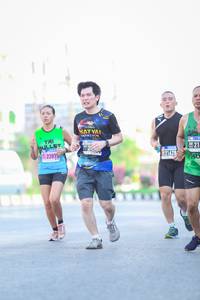 BIB: 22015, 162
                            <button type="button" onclick="openModal(3650518)" class="btn btn-primary btn-sm float-right btn-popup" data-toggle="modal" data-target=".modal-high-quality">
                        <i class="fas fa-shopping-cart"></i> Add to Cart
                    </button>
                                            <button type="button" onclick="isThisMe(3650518, true)" class="btn btn-success btn-sm float-right btn-popup btn-isme hidden" data-toggle="tooltip" data-placement="bottom" title="นี่คือรูปของคุณใช่ไหม คลิกที่นี่เพื่อเอาเข้าอัลบั้ม">
                        <i class="fas fa-plus"></i> Add to album
                    </button>
                    <button type="button" onclick="isThisMe(3650518, false)" class="btn btn-warning btn-sm float-right btn-popup btn-isnotme hidden">
                        <i class="fas fa-ban"></i> Remove from album
                    </button>