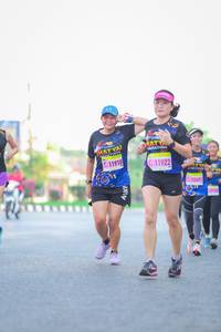 BIB: 11922, 11910, 1249
                            <button type="button" onclick="openModal(3621452)" class="btn btn-primary btn-sm float-right btn-popup" data-toggle="modal" data-target=".modal-high-quality">
                        <i class="fas fa-shopping-cart"></i> Add to Cart
                    </button>
                                            <button type="button" onclick="isThisMe(3621452, true)" class="btn btn-success btn-sm float-right btn-popup btn-isme hidden" data-toggle="tooltip" data-placement="bottom" title="นี่คือรูปของคุณใช่ไหม คลิกที่นี่เพื่อเอาเข้าอัลบั้ม">
                        <i class="fas fa-plus"></i> Add to album
                    </button>
                    <button type="button" onclick="isThisMe(3621452, false)" class="btn btn-warning btn-sm float-right btn-popup btn-isnotme hidden">
                        <i class="fas fa-ban"></i> Remove from album
                    </button>