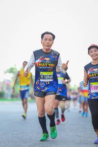 BIB: 201, 10949, 115
                            <button type="button" onclick="openModal(3621907)" class="btn btn-primary btn-sm float-right btn-popup" data-toggle="modal" data-target=".modal-high-quality">
                        <i class="fas fa-shopping-cart"></i> Add to Cart
                    </button>
                                            <button type="button" onclick="isThisMe(3621907, true)" class="btn btn-success btn-sm float-right btn-popup btn-isme hidden" data-toggle="tooltip" data-placement="bottom" title="นี่คือรูปของคุณใช่ไหม คลิกที่นี่เพื่อเอาเข้าอัลบั้ม">
                        <i class="fas fa-plus"></i> Add to album
                    </button>
                    <button type="button" onclick="isThisMe(3621907, false)" class="btn btn-warning btn-sm float-right btn-popup btn-isnotme hidden">
                        <i class="fas fa-ban"></i> Remove from album
                    </button>