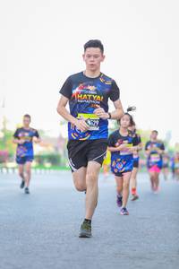 BIB: 529
                            <button type="button" onclick="openModal(3621274)" class="btn btn-primary btn-sm float-right btn-popup" data-toggle="modal" data-target=".modal-high-quality">
                        <i class="fas fa-shopping-cart"></i> Add to Cart
                    </button>
                                            <button type="button" onclick="isThisMe(3621274, true)" class="btn btn-success btn-sm float-right btn-popup btn-isme hidden" data-toggle="tooltip" data-placement="bottom" title="นี่คือรูปของคุณใช่ไหม คลิกที่นี่เพื่อเอาเข้าอัลบั้ม">
                        <i class="fas fa-plus"></i> Add to album
                    </button>
                    <button type="button" onclick="isThisMe(3621274, false)" class="btn btn-warning btn-sm float-right btn-popup btn-isnotme hidden">
                        <i class="fas fa-ban"></i> Remove from album
                    </button>