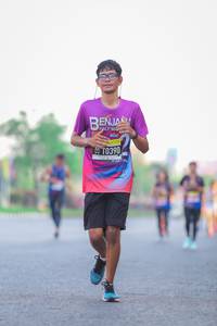 BIB: 0390
                            <button type="button" onclick="openModal(3620026)" class="btn btn-primary btn-sm float-right btn-popup" data-toggle="modal" data-target=".modal-high-quality">
                        <i class="fas fa-shopping-cart"></i> Add to Cart
                    </button>
                                            <button type="button" onclick="isThisMe(3620026, true)" class="btn btn-success btn-sm float-right btn-popup btn-isme hidden" data-toggle="tooltip" data-placement="bottom" title="นี่คือรูปของคุณใช่ไหม คลิกที่นี่เพื่อเอาเข้าอัลบั้ม">
                        <i class="fas fa-plus"></i> Add to album
                    </button>
                    <button type="button" onclick="isThisMe(3620026, false)" class="btn btn-warning btn-sm float-right btn-popup btn-isnotme hidden">
                        <i class="fas fa-ban"></i> Remove from album
                    </button>