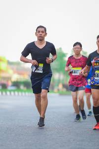 BIB: 102
                            <button type="button" onclick="openModal(3620426)" class="btn btn-primary btn-sm float-right btn-popup" data-toggle="modal" data-target=".modal-high-quality">
                        <i class="fas fa-shopping-cart"></i> Add to Cart
                    </button>
                                            <button type="button" onclick="isThisMe(3620426, true)" class="btn btn-success btn-sm float-right btn-popup btn-isme hidden" data-toggle="tooltip" data-placement="bottom" title="นี่คือรูปของคุณใช่ไหม คลิกที่นี่เพื่อเอาเข้าอัลบั้ม">
                        <i class="fas fa-plus"></i> Add to album
                    </button>
                    <button type="button" onclick="isThisMe(3620426, false)" class="btn btn-warning btn-sm float-right btn-popup btn-isnotme hidden">
                        <i class="fas fa-ban"></i> Remove from album
                    </button>