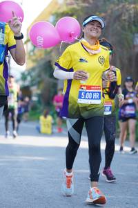 BIB: 500
                            <button type="button" onclick="openModal(3641901)" class="btn btn-primary btn-sm float-right btn-popup" data-toggle="modal" data-target=".modal-high-quality">
                        <i class="fas fa-shopping-cart"></i> Add to Cart
                    </button>
                                            <button type="button" onclick="isThisMe(3641901, true)" class="btn btn-success btn-sm float-right btn-popup btn-isme hidden" data-toggle="tooltip" data-placement="bottom" title="นี่คือรูปของคุณใช่ไหม คลิกที่นี่เพื่อเอาเข้าอัลบั้ม">
                        <i class="fas fa-plus"></i> Add to album
                    </button>
                    <button type="button" onclick="isThisMe(3641901, false)" class="btn btn-warning btn-sm float-right btn-popup btn-isnotme hidden">
                        <i class="fas fa-ban"></i> Remove from album
                    </button>