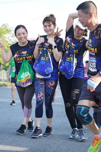 BIB: 11530
                            <button type="button" onclick="openModal(3618845)" class="btn btn-primary btn-sm float-right btn-popup" data-toggle="modal" data-target=".modal-high-quality">
                        <i class="fas fa-shopping-cart"></i> Add to Cart
                    </button>
                                            <button type="button" onclick="isThisMe(3618845, true)" class="btn btn-success btn-sm float-right btn-popup btn-isme hidden" data-toggle="tooltip" data-placement="bottom" title="นี่คือรูปของคุณใช่ไหม คลิกที่นี่เพื่อเอาเข้าอัลบั้ม">
                        <i class="fas fa-plus"></i> Add to album
                    </button>
                    <button type="button" onclick="isThisMe(3618845, false)" class="btn btn-warning btn-sm float-right btn-popup btn-isnotme hidden">
                        <i class="fas fa-ban"></i> Remove from album
                    </button>