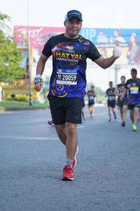 BIB: 201, 20059
                            <button type="button" onclick="openModal(3617514)" class="btn btn-primary btn-sm float-right btn-popup" data-toggle="modal" data-target=".modal-high-quality">
                        <i class="fas fa-shopping-cart"></i> Add to Cart
                    </button>
                                            <button type="button" onclick="isThisMe(3617514, true)" class="btn btn-success btn-sm float-right btn-popup btn-isme hidden" data-toggle="tooltip" data-placement="bottom" title="นี่คือรูปของคุณใช่ไหม คลิกที่นี่เพื่อเอาเข้าอัลบั้ม">
                        <i class="fas fa-plus"></i> Add to album
                    </button>
                    <button type="button" onclick="isThisMe(3617514, false)" class="btn btn-warning btn-sm float-right btn-popup btn-isnotme hidden">
                        <i class="fas fa-ban"></i> Remove from album
                    </button>