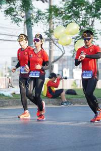 BIB: 215
                            <button type="button" onclick="openModal(3620433)" class="btn btn-primary btn-sm float-right btn-popup" data-toggle="modal" data-target=".modal-high-quality">
                        <i class="fas fa-shopping-cart"></i> Add to Cart
                    </button>
                                            <button type="button" onclick="isThisMe(3620433, true)" class="btn btn-success btn-sm float-right btn-popup btn-isme hidden" data-toggle="tooltip" data-placement="bottom" title="นี่คือรูปของคุณใช่ไหม คลิกที่นี่เพื่อเอาเข้าอัลบั้ม">
                        <i class="fas fa-plus"></i> Add to album
                    </button>
                    <button type="button" onclick="isThisMe(3620433, false)" class="btn btn-warning btn-sm float-right btn-popup btn-isnotme hidden">
                        <i class="fas fa-ban"></i> Remove from album
                    </button>