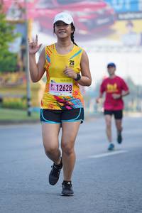 BIB: 12628
                            <button type="button" onclick="openModal(3605172)" class="btn btn-primary btn-sm float-right btn-popup" data-toggle="modal" data-target=".modal-high-quality">
                        <i class="fas fa-shopping-cart"></i> Add to Cart
                    </button>
                                            <button type="button" onclick="isThisMe(3605172, true)" class="btn btn-success btn-sm float-right btn-popup btn-isme hidden" data-toggle="tooltip" data-placement="bottom" title="นี่คือรูปของคุณใช่ไหม คลิกที่นี่เพื่อเอาเข้าอัลบั้ม">
                        <i class="fas fa-plus"></i> Add to album
                    </button>
                    <button type="button" onclick="isThisMe(3605172, false)" class="btn btn-warning btn-sm float-right btn-popup btn-isnotme hidden">
                        <i class="fas fa-ban"></i> Remove from album
                    </button>