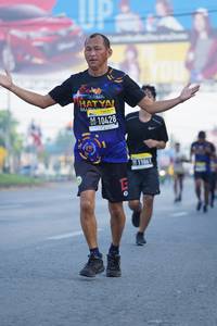 BIB: 10428
                            <button type="button" onclick="openModal(3605150)" class="btn btn-primary btn-sm float-right btn-popup" data-toggle="modal" data-target=".modal-high-quality">
                        <i class="fas fa-shopping-cart"></i> Add to Cart
                    </button>
                                            <button type="button" onclick="isThisMe(3605150, true)" class="btn btn-success btn-sm float-right btn-popup btn-isme hidden" data-toggle="tooltip" data-placement="bottom" title="นี่คือรูปของคุณใช่ไหม คลิกที่นี่เพื่อเอาเข้าอัลบั้ม">
                        <i class="fas fa-plus"></i> Add to album
                    </button>
                    <button type="button" onclick="isThisMe(3605150, false)" class="btn btn-warning btn-sm float-right btn-popup btn-isnotme hidden">
                        <i class="fas fa-ban"></i> Remove from album
                    </button>