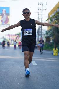 BIB: 20023
                            <button type="button" onclick="openModal(3628577)" class="btn btn-primary btn-sm float-right btn-popup" data-toggle="modal" data-target=".modal-high-quality">
                        <i class="fas fa-shopping-cart"></i> Add to Cart
                    </button>
                                            <button type="button" onclick="isThisMe(3628577, true)" class="btn btn-success btn-sm float-right btn-popup btn-isme hidden" data-toggle="tooltip" data-placement="bottom" title="นี่คือรูปของคุณใช่ไหม คลิกที่นี่เพื่อเอาเข้าอัลบั้ม">
                        <i class="fas fa-plus"></i> Add to album
                    </button>
                    <button type="button" onclick="isThisMe(3628577, false)" class="btn btn-warning btn-sm float-right btn-popup btn-isnotme hidden">
                        <i class="fas fa-ban"></i> Remove from album
                    </button>