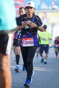 BIB: 2012, 41454
                            <button type="button" onclick="openModal(3624224)" class="btn btn-primary btn-sm float-right btn-popup" data-toggle="modal" data-target=".modal-high-quality">
                        <i class="fas fa-shopping-cart"></i> Add to Cart
                    </button>
                                            <button type="button" onclick="isThisMe(3624224, true)" class="btn btn-success btn-sm float-right btn-popup btn-isme hidden" data-toggle="tooltip" data-placement="bottom" title="นี่คือรูปของคุณใช่ไหม คลิกที่นี่เพื่อเอาเข้าอัลบั้ม">
                        <i class="fas fa-plus"></i> Add to album
                    </button>
                    <button type="button" onclick="isThisMe(3624224, false)" class="btn btn-warning btn-sm float-right btn-popup btn-isnotme hidden">
                        <i class="fas fa-ban"></i> Remove from album
                    </button>