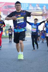 BIB: 10742
                            <button type="button" onclick="openModal(3610999)" class="btn btn-primary btn-sm float-right btn-popup" data-toggle="modal" data-target=".modal-high-quality">
                        <i class="fas fa-shopping-cart"></i> Add to Cart
                    </button>
                                            <button type="button" onclick="isThisMe(3610999, true)" class="btn btn-success btn-sm float-right btn-popup btn-isme hidden" data-toggle="tooltip" data-placement="bottom" title="นี่คือรูปของคุณใช่ไหม คลิกที่นี่เพื่อเอาเข้าอัลบั้ม">
                        <i class="fas fa-plus"></i> Add to album
                    </button>
                    <button type="button" onclick="isThisMe(3610999, false)" class="btn btn-warning btn-sm float-right btn-popup btn-isnotme hidden">
                        <i class="fas fa-ban"></i> Remove from album
                    </button>