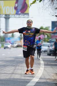 BIB: 0185, 41085
                            <button type="button" onclick="openModal(3656234)" class="btn btn-primary btn-sm float-right btn-popup" data-toggle="modal" data-target=".modal-high-quality">
                        <i class="fas fa-shopping-cart"></i> Add to Cart
                    </button>
                                            <button type="button" onclick="isThisMe(3656234, true)" class="btn btn-success btn-sm float-right btn-popup btn-isme hidden" data-toggle="tooltip" data-placement="bottom" title="นี่คือรูปของคุณใช่ไหม คลิกที่นี่เพื่อเอาเข้าอัลบั้ม">
                        <i class="fas fa-plus"></i> Add to album
                    </button>
                    <button type="button" onclick="isThisMe(3656234, false)" class="btn btn-warning btn-sm float-right btn-popup btn-isnotme hidden">
                        <i class="fas fa-ban"></i> Remove from album
                    </button>