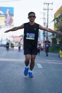 BIB: 22023
                            <button type="button" onclick="openModal(3628550)" class="btn btn-primary btn-sm float-right btn-popup" data-toggle="modal" data-target=".modal-high-quality">
                        <i class="fas fa-shopping-cart"></i> Add to Cart
                    </button>
                                            <button type="button" onclick="isThisMe(3628550, true)" class="btn btn-success btn-sm float-right btn-popup btn-isme hidden" data-toggle="tooltip" data-placement="bottom" title="นี่คือรูปของคุณใช่ไหม คลิกที่นี่เพื่อเอาเข้าอัลบั้ม">
                        <i class="fas fa-plus"></i> Add to album
                    </button>
                    <button type="button" onclick="isThisMe(3628550, false)" class="btn btn-warning btn-sm float-right btn-popup btn-isnotme hidden">
                        <i class="fas fa-ban"></i> Remove from album
                    </button>