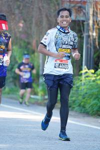 BIB: 40600
                            <button type="button" onclick="openModal(3639487)" class="btn btn-primary btn-sm float-right btn-popup" data-toggle="modal" data-target=".modal-high-quality">
                        <i class="fas fa-shopping-cart"></i> Add to Cart
                    </button>
                                            <button type="button" onclick="isThisMe(3639487, true)" class="btn btn-success btn-sm float-right btn-popup btn-isme hidden" data-toggle="tooltip" data-placement="bottom" title="นี่คือรูปของคุณใช่ไหม คลิกที่นี่เพื่อเอาเข้าอัลบั้ม">
                        <i class="fas fa-plus"></i> Add to album
                    </button>
                    <button type="button" onclick="isThisMe(3639487, false)" class="btn btn-warning btn-sm float-right btn-popup btn-isnotme hidden">
                        <i class="fas fa-ban"></i> Remove from album
                    </button>