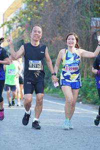 BIB: 21162, 21988
                            <button type="button" onclick="openModal(3633559)" class="btn btn-primary btn-sm float-right btn-popup" data-toggle="modal" data-target=".modal-high-quality">
                        <i class="fas fa-shopping-cart"></i> Add to Cart
                    </button>
                                            <button type="button" onclick="isThisMe(3633559, true)" class="btn btn-success btn-sm float-right btn-popup btn-isme hidden" data-toggle="tooltip" data-placement="bottom" title="นี่คือรูปของคุณใช่ไหม คลิกที่นี่เพื่อเอาเข้าอัลบั้ม">
                        <i class="fas fa-plus"></i> Add to album
                    </button>
                    <button type="button" onclick="isThisMe(3633559, false)" class="btn btn-warning btn-sm float-right btn-popup btn-isnotme hidden">
                        <i class="fas fa-ban"></i> Remove from album
                    </button>