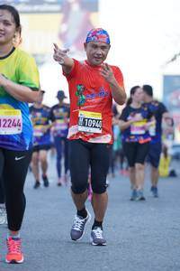 BIB: 10940
                            <button type="button" onclick="openModal(3613844)" class="btn btn-primary btn-sm float-right btn-popup" data-toggle="modal" data-target=".modal-high-quality">
                        <i class="fas fa-shopping-cart"></i> Add to Cart
                    </button>
                                            <button type="button" onclick="isThisMe(3613844, true)" class="btn btn-success btn-sm float-right btn-popup btn-isme hidden" data-toggle="tooltip" data-placement="bottom" title="นี่คือรูปของคุณใช่ไหม คลิกที่นี่เพื่อเอาเข้าอัลบั้ม">
                        <i class="fas fa-plus"></i> Add to album
                    </button>
                    <button type="button" onclick="isThisMe(3613844, false)" class="btn btn-warning btn-sm float-right btn-popup btn-isnotme hidden">
                        <i class="fas fa-ban"></i> Remove from album
                    </button>