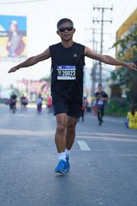 BIB: 22023
                            <button type="button" onclick="openModal(3628582)" class="btn btn-primary btn-sm float-right btn-popup" data-toggle="modal" data-target=".modal-high-quality">
                        <i class="fas fa-shopping-cart"></i> Add to Cart
                    </button>
                                            <button type="button" onclick="isThisMe(3628582, true)" class="btn btn-success btn-sm float-right btn-popup btn-isme hidden" data-toggle="tooltip" data-placement="bottom" title="นี่คือรูปของคุณใช่ไหม คลิกที่นี่เพื่อเอาเข้าอัลบั้ม">
                        <i class="fas fa-plus"></i> Add to album
                    </button>
                    <button type="button" onclick="isThisMe(3628582, false)" class="btn btn-warning btn-sm float-right btn-popup btn-isnotme hidden">
                        <i class="fas fa-ban"></i> Remove from album
                    </button>