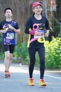 BIB: 22185
                            <button type="button" onclick="openModal(3644861)" class="btn btn-primary btn-sm float-right btn-popup" data-toggle="modal" data-target=".modal-high-quality">
                        <i class="fas fa-shopping-cart"></i> Add to Cart
                    </button>
                                            <button type="button" onclick="isThisMe(3644861, true)" class="btn btn-success btn-sm float-right btn-popup btn-isme hidden" data-toggle="tooltip" data-placement="bottom" title="นี่คือรูปของคุณใช่ไหม คลิกที่นี่เพื่อเอาเข้าอัลบั้ม">
                        <i class="fas fa-plus"></i> Add to album
                    </button>
                    <button type="button" onclick="isThisMe(3644861, false)" class="btn btn-warning btn-sm float-right btn-popup btn-isnotme hidden">
                        <i class="fas fa-ban"></i> Remove from album
                    </button>