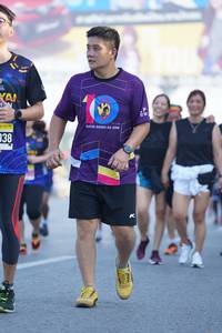 BIB: 0000
                            <button type="button" onclick="openModal(3616792)" class="btn btn-primary btn-sm float-right btn-popup" data-toggle="modal" data-target=".modal-high-quality">
                        <i class="fas fa-shopping-cart"></i> Add to Cart
                    </button>
                                            <button type="button" onclick="isThisMe(3616792, true)" class="btn btn-success btn-sm float-right btn-popup btn-isme hidden" data-toggle="tooltip" data-placement="bottom" title="นี่คือรูปของคุณใช่ไหม คลิกที่นี่เพื่อเอาเข้าอัลบั้ม">
                        <i class="fas fa-plus"></i> Add to album
                    </button>
                    <button type="button" onclick="isThisMe(3616792, false)" class="btn btn-warning btn-sm float-right btn-popup btn-isnotme hidden">
                        <i class="fas fa-ban"></i> Remove from album
                    </button>