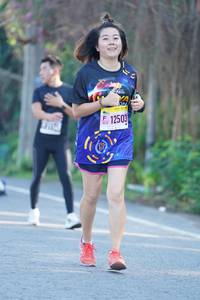 BIB: 12503
                            <button type="button" onclick="openModal(3633398)" class="btn btn-primary btn-sm float-right btn-popup" data-toggle="modal" data-target=".modal-high-quality">
                        <i class="fas fa-shopping-cart"></i> Add to Cart
                    </button>
                                            <button type="button" onclick="isThisMe(3633398, true)" class="btn btn-success btn-sm float-right btn-popup btn-isme hidden" data-toggle="tooltip" data-placement="bottom" title="นี่คือรูปของคุณใช่ไหม คลิกที่นี่เพื่อเอาเข้าอัลบั้ม">
                        <i class="fas fa-plus"></i> Add to album
                    </button>
                    <button type="button" onclick="isThisMe(3633398, false)" class="btn btn-warning btn-sm float-right btn-popup btn-isnotme hidden">
                        <i class="fas fa-ban"></i> Remove from album
                    </button>