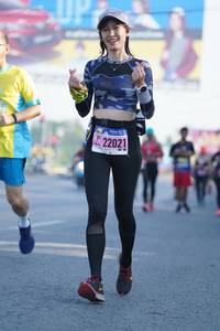 BIB: 22021
                            <button type="button" onclick="openModal(3624299)" class="btn btn-primary btn-sm float-right btn-popup" data-toggle="modal" data-target=".modal-high-quality">
                        <i class="fas fa-shopping-cart"></i> Add to Cart
                    </button>
                                            <button type="button" onclick="isThisMe(3624299, true)" class="btn btn-success btn-sm float-right btn-popup btn-isme hidden" data-toggle="tooltip" data-placement="bottom" title="นี่คือรูปของคุณใช่ไหม คลิกที่นี่เพื่อเอาเข้าอัลบั้ม">
                        <i class="fas fa-plus"></i> Add to album
                    </button>
                    <button type="button" onclick="isThisMe(3624299, false)" class="btn btn-warning btn-sm float-right btn-popup btn-isnotme hidden">
                        <i class="fas fa-ban"></i> Remove from album
                    </button>