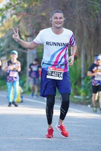 BIB: 40214
                            <button type="button" onclick="openModal(3639515)" class="btn btn-primary btn-sm float-right btn-popup" data-toggle="modal" data-target=".modal-high-quality">
                        <i class="fas fa-shopping-cart"></i> Add to Cart
                    </button>
                                            <button type="button" onclick="isThisMe(3639515, true)" class="btn btn-success btn-sm float-right btn-popup btn-isme hidden" data-toggle="tooltip" data-placement="bottom" title="นี่คือรูปของคุณใช่ไหม คลิกที่นี่เพื่อเอาเข้าอัลบั้ม">
                        <i class="fas fa-plus"></i> Add to album
                    </button>
                    <button type="button" onclick="isThisMe(3639515, false)" class="btn btn-warning btn-sm float-right btn-popup btn-isnotme hidden">
                        <i class="fas fa-ban"></i> Remove from album
                    </button>