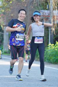 BIB: 20050, 22151
                            <button type="button" onclick="openModal(3640033)" class="btn btn-primary btn-sm float-right btn-popup" data-toggle="modal" data-target=".modal-high-quality">
                        <i class="fas fa-shopping-cart"></i> Add to Cart
                    </button>
                                            <button type="button" onclick="isThisMe(3640033, true)" class="btn btn-success btn-sm float-right btn-popup btn-isme hidden" data-toggle="tooltip" data-placement="bottom" title="นี่คือรูปของคุณใช่ไหม คลิกที่นี่เพื่อเอาเข้าอัลบั้ม">
                        <i class="fas fa-plus"></i> Add to album
                    </button>
                    <button type="button" onclick="isThisMe(3640033, false)" class="btn btn-warning btn-sm float-right btn-popup btn-isnotme hidden">
                        <i class="fas fa-ban"></i> Remove from album
                    </button>