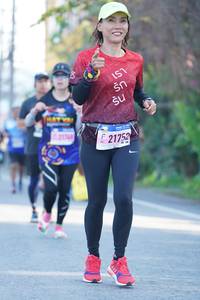 BIB: 21752, 
                            <button type="button" onclick="openModal(3638458)" class="btn btn-primary btn-sm float-right btn-popup" data-toggle="modal" data-target=".modal-high-quality">
                        <i class="fas fa-shopping-cart"></i> Add to Cart
                    </button>
                                            <button type="button" onclick="isThisMe(3638458, true)" class="btn btn-success btn-sm float-right btn-popup btn-isme hidden" data-toggle="tooltip" data-placement="bottom" title="นี่คือรูปของคุณใช่ไหม คลิกที่นี่เพื่อเอาเข้าอัลบั้ม">
                        <i class="fas fa-plus"></i> Add to album
                    </button>
                    <button type="button" onclick="isThisMe(3638458, false)" class="btn btn-warning btn-sm float-right btn-popup btn-isnotme hidden">
                        <i class="fas fa-ban"></i> Remove from album
                    </button>