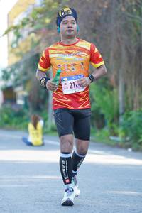 BIB: 21803
                            <button type="button" onclick="openModal(3642304)" class="btn btn-primary btn-sm float-right btn-popup" data-toggle="modal" data-target=".modal-high-quality">
                        <i class="fas fa-shopping-cart"></i> Add to Cart
                    </button>
                                            <button type="button" onclick="isThisMe(3642304, true)" class="btn btn-success btn-sm float-right btn-popup btn-isme hidden" data-toggle="tooltip" data-placement="bottom" title="นี่คือรูปของคุณใช่ไหม คลิกที่นี่เพื่อเอาเข้าอัลบั้ม">
                        <i class="fas fa-plus"></i> Add to album
                    </button>
                    <button type="button" onclick="isThisMe(3642304, false)" class="btn btn-warning btn-sm float-right btn-popup btn-isnotme hidden">
                        <i class="fas fa-ban"></i> Remove from album
                    </button>