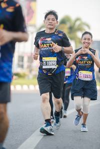 BIB: 201, 12636
                            <button type="button" onclick="openModal(3792595)" class="btn btn-primary btn-sm float-right btn-popup" data-toggle="modal" data-target=".modal-high-quality">
                        <i class="fas fa-shopping-cart"></i> Add to Cart
                    </button>
                                            <button type="button" onclick="isThisMe(3792595, true)" class="btn btn-success btn-sm float-right btn-popup btn-isme hidden" data-toggle="tooltip" data-placement="bottom" title="นี่คือรูปของคุณใช่ไหม คลิกที่นี่เพื่อเอาเข้าอัลบั้ม">
                        <i class="fas fa-plus"></i> Add to album
                    </button>
                    <button type="button" onclick="isThisMe(3792595, false)" class="btn btn-warning btn-sm float-right btn-popup btn-isnotme hidden">
                        <i class="fas fa-ban"></i> Remove from album
                    </button>