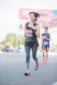 BIB: 41300
                            <button type="button" onclick="openModal(3795044)" class="btn btn-primary btn-sm float-right btn-popup" data-toggle="modal" data-target=".modal-high-quality">
                        <i class="fas fa-shopping-cart"></i> Add to Cart
                    </button>
                                            <button type="button" onclick="isThisMe(3795044, true)" class="btn btn-success btn-sm float-right btn-popup btn-isme hidden" data-toggle="tooltip" data-placement="bottom" title="นี่คือรูปของคุณใช่ไหม คลิกที่นี่เพื่อเอาเข้าอัลบั้ม">
                        <i class="fas fa-plus"></i> Add to album
                    </button>
                    <button type="button" onclick="isThisMe(3795044, false)" class="btn btn-warning btn-sm float-right btn-popup btn-isnotme hidden">
                        <i class="fas fa-ban"></i> Remove from album
                    </button>