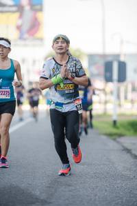 BIB: 4255, 2275
                            <button type="button" onclick="openModal(3794913)" class="btn btn-primary btn-sm float-right btn-popup" data-toggle="modal" data-target=".modal-high-quality">
                        <i class="fas fa-shopping-cart"></i> Add to Cart
                    </button>
                                            <button type="button" onclick="isThisMe(3794913, true)" class="btn btn-success btn-sm float-right btn-popup btn-isme hidden" data-toggle="tooltip" data-placement="bottom" title="นี่คือรูปของคุณใช่ไหม คลิกที่นี่เพื่อเอาเข้าอัลบั้ม">
                        <i class="fas fa-plus"></i> Add to album
                    </button>
                    <button type="button" onclick="isThisMe(3794913, false)" class="btn btn-warning btn-sm float-right btn-popup btn-isnotme hidden">
                        <i class="fas fa-ban"></i> Remove from album
                    </button>