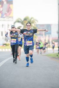 BIB: 12341
                            <button type="button" onclick="openModal(3792962)" class="btn btn-primary btn-sm float-right btn-popup" data-toggle="modal" data-target=".modal-high-quality">
                        <i class="fas fa-shopping-cart"></i> Add to Cart
                    </button>
                                            <button type="button" onclick="isThisMe(3792962, true)" class="btn btn-success btn-sm float-right btn-popup btn-isme hidden" data-toggle="tooltip" data-placement="bottom" title="นี่คือรูปของคุณใช่ไหม คลิกที่นี่เพื่อเอาเข้าอัลบั้ม">
                        <i class="fas fa-plus"></i> Add to album
                    </button>
                    <button type="button" onclick="isThisMe(3792962, false)" class="btn btn-warning btn-sm float-right btn-popup btn-isnotme hidden">
                        <i class="fas fa-ban"></i> Remove from album
                    </button>