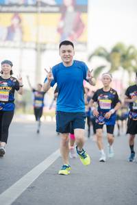 BIB: 1969, 1150
                            <button type="button" onclick="openModal(3794221)" class="btn btn-primary btn-sm float-right btn-popup" data-toggle="modal" data-target=".modal-high-quality">
                        <i class="fas fa-shopping-cart"></i> Add to Cart
                    </button>
                                            <button type="button" onclick="isThisMe(3794221, true)" class="btn btn-success btn-sm float-right btn-popup btn-isme hidden" data-toggle="tooltip" data-placement="bottom" title="นี่คือรูปของคุณใช่ไหม คลิกที่นี่เพื่อเอาเข้าอัลบั้ม">
                        <i class="fas fa-plus"></i> Add to album
                    </button>
                    <button type="button" onclick="isThisMe(3794221, false)" class="btn btn-warning btn-sm float-right btn-popup btn-isnotme hidden">
                        <i class="fas fa-ban"></i> Remove from album
                    </button>