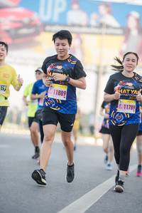 BIB: 1889, 11789
                            <button type="button" onclick="openModal(3793272)" class="btn btn-primary btn-sm float-right btn-popup" data-toggle="modal" data-target=".modal-high-quality">
                        <i class="fas fa-shopping-cart"></i> Add to Cart
                    </button>
                                            <button type="button" onclick="isThisMe(3793272, true)" class="btn btn-success btn-sm float-right btn-popup btn-isme hidden" data-toggle="tooltip" data-placement="bottom" title="นี่คือรูปของคุณใช่ไหม คลิกที่นี่เพื่อเอาเข้าอัลบั้ม">
                        <i class="fas fa-plus"></i> Add to album
                    </button>
                    <button type="button" onclick="isThisMe(3793272, false)" class="btn btn-warning btn-sm float-right btn-popup btn-isnotme hidden">
                        <i class="fas fa-ban"></i> Remove from album
                    </button>