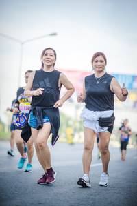 BIB: 124
                            <button type="button" onclick="openModal(3760119)" class="btn btn-primary btn-sm float-right btn-popup" data-toggle="modal" data-target=".modal-high-quality">
                        <i class="fas fa-shopping-cart"></i> Add to Cart
                    </button>
                                            <button type="button" onclick="isThisMe(3760119, true)" class="btn btn-success btn-sm float-right btn-popup btn-isme hidden" data-toggle="tooltip" data-placement="bottom" title="นี่คือรูปของคุณใช่ไหม คลิกที่นี่เพื่อเอาเข้าอัลบั้ม">
                        <i class="fas fa-plus"></i> Add to album
                    </button>
                    <button type="button" onclick="isThisMe(3760119, false)" class="btn btn-warning btn-sm float-right btn-popup btn-isnotme hidden">
                        <i class="fas fa-ban"></i> Remove from album
                    </button>