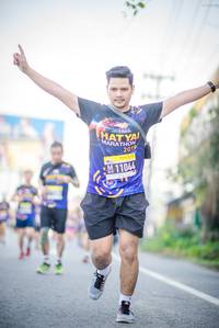 BIB: 201, 11044
                            <button type="button" onclick="openModal(3759775)" class="btn btn-primary btn-sm float-right btn-popup" data-toggle="modal" data-target=".modal-high-quality">
                        <i class="fas fa-shopping-cart"></i> Add to Cart
                    </button>
                                            <button type="button" onclick="isThisMe(3759775, true)" class="btn btn-success btn-sm float-right btn-popup btn-isme hidden" data-toggle="tooltip" data-placement="bottom" title="นี่คือรูปของคุณใช่ไหม คลิกที่นี่เพื่อเอาเข้าอัลบั้ม">
                        <i class="fas fa-plus"></i> Add to album
                    </button>
                    <button type="button" onclick="isThisMe(3759775, false)" class="btn btn-warning btn-sm float-right btn-popup btn-isnotme hidden">
                        <i class="fas fa-ban"></i> Remove from album
                    </button>